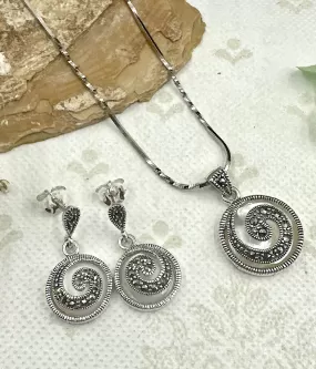 The Silver Marcasite Pendant Set (Mother of Pearl)